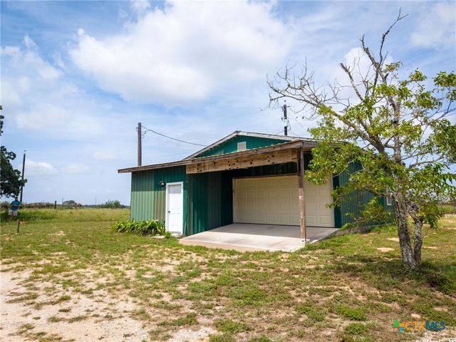 19642 S State Highway 123, Seguin, TX 78155
