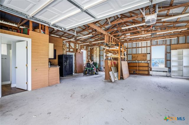19642 S State Highway 123, Seguin, TX 78155