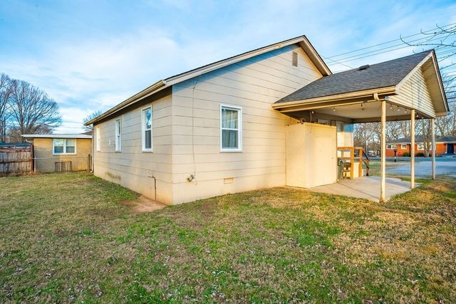 3511 Lafayette Rd, Hopkinsville, KY 42240