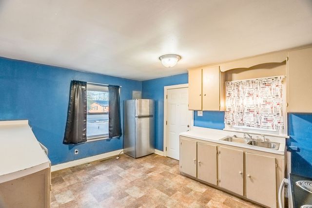 3511 Lafayette Rd, Hopkinsville, KY 42240