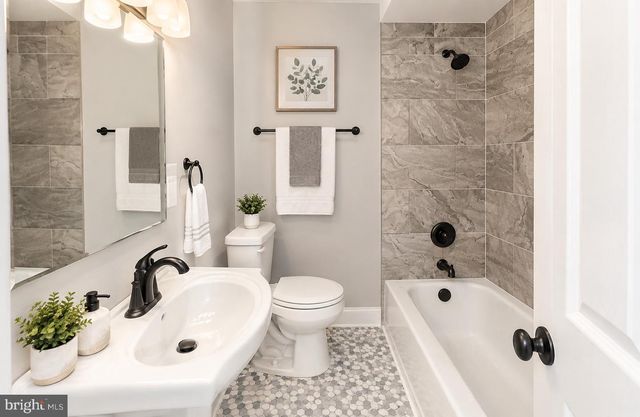 4901 LITCHFIELD AVE, Baltimore, MD 21215