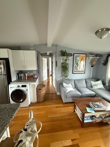 287 Beacon 2, Somerville, MA 02143