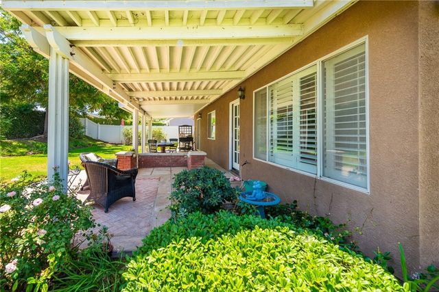 3027 Graceland Way, Corona, CA 92882