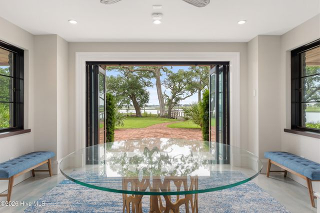 407 Bradley Creek Point Road, Wilmington, NC 28403