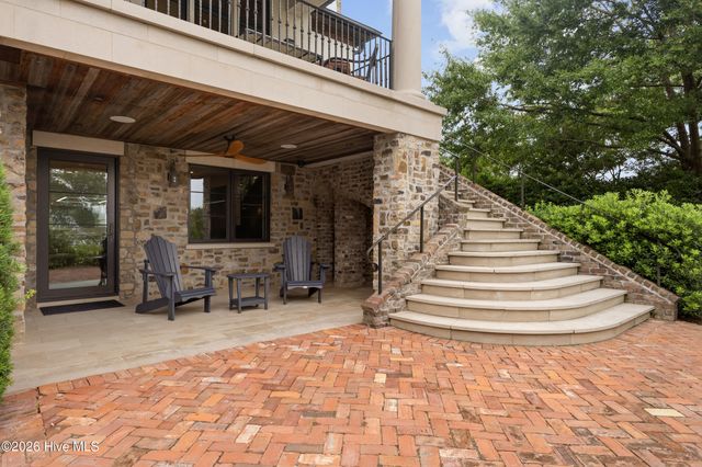 407 Bradley Creek Point Road, Wilmington, NC 28403