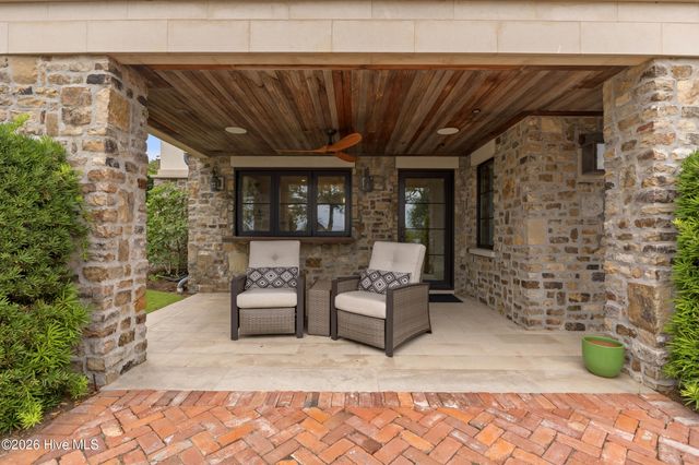 407 Bradley Creek Point Road, Wilmington, NC 28403