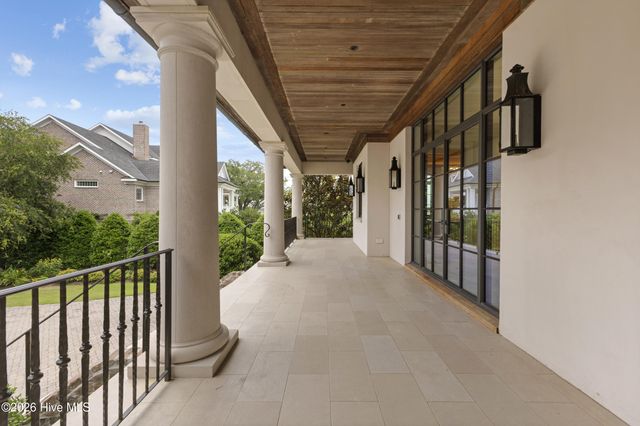 407 Bradley Creek Point Road, Wilmington, NC 28403