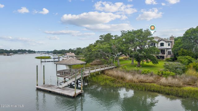 407 Bradley Creek Point Road, Wilmington, NC 28403