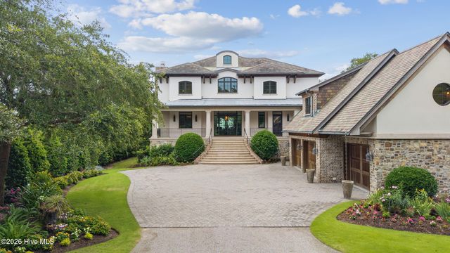 407 Bradley Creek Point Road, Wilmington, NC 28403
