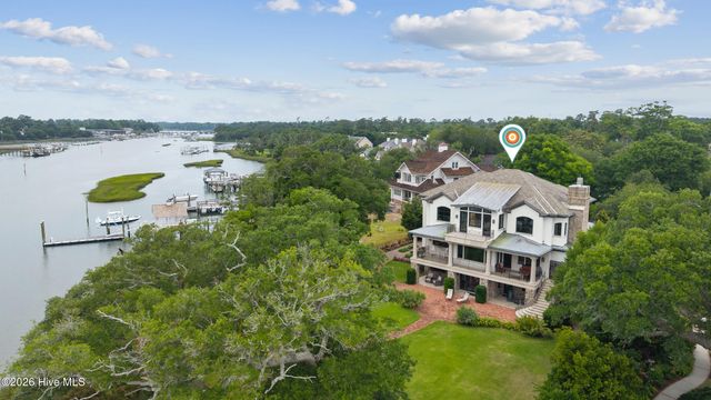 407 Bradley Creek Point Road, Wilmington, NC 28403