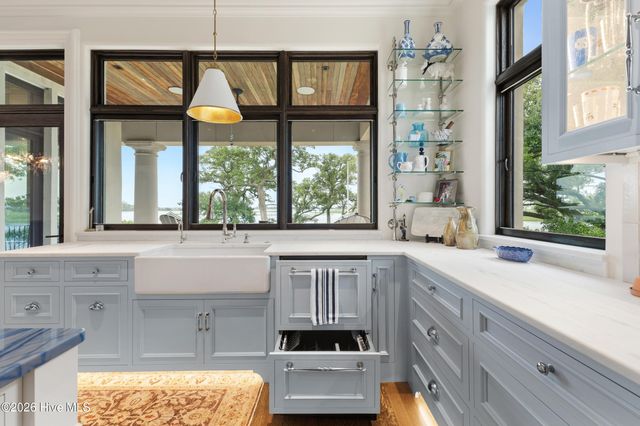 407 Bradley Creek Point Road, Wilmington, NC 28403