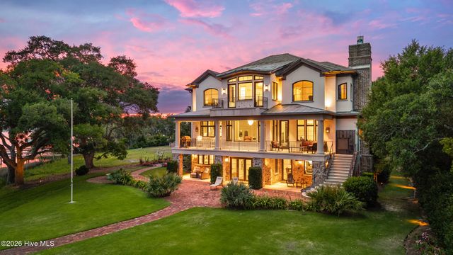 407 Bradley Creek Point Road, Wilmington, NC 28403