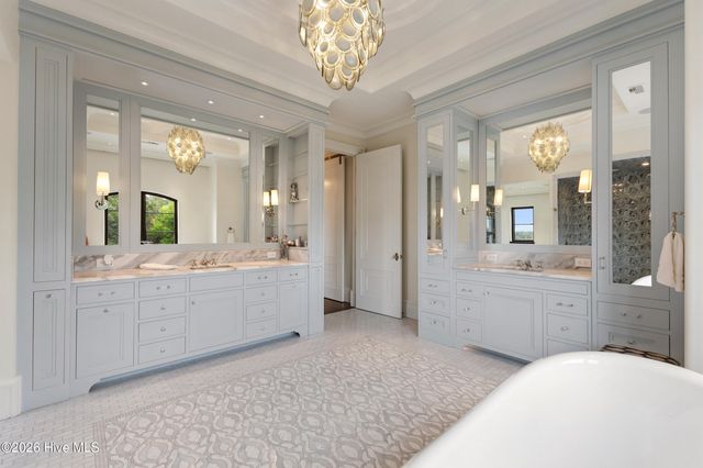 407 Bradley Creek Point Road, Wilmington, NC 28403