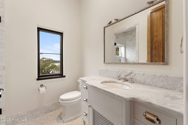 407 Bradley Creek Point Road, Wilmington, NC 28403