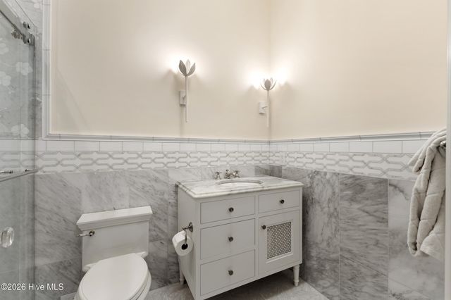 407 Bradley Creek Point Road, Wilmington, NC 28403