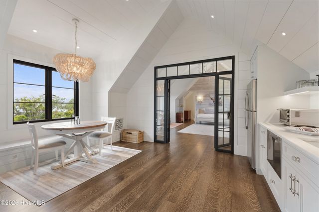 407 Bradley Creek Point Road, Wilmington, NC 28403
