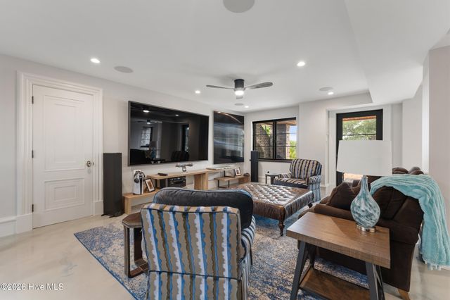 407 Bradley Creek Point Road, Wilmington, NC 28403