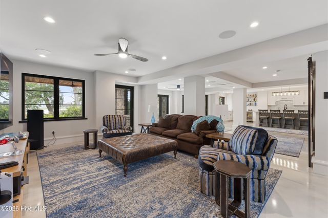 407 Bradley Creek Point Road, Wilmington, NC 28403