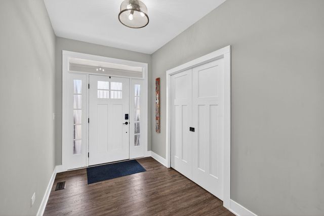 3425 Country Club Lane, Morris, IL 60450