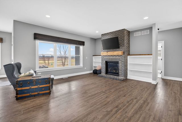 3425 Country Club Lane, Morris, IL 60450