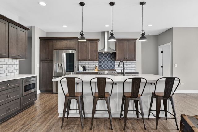 3425 Country Club Lane, Morris, IL 60450