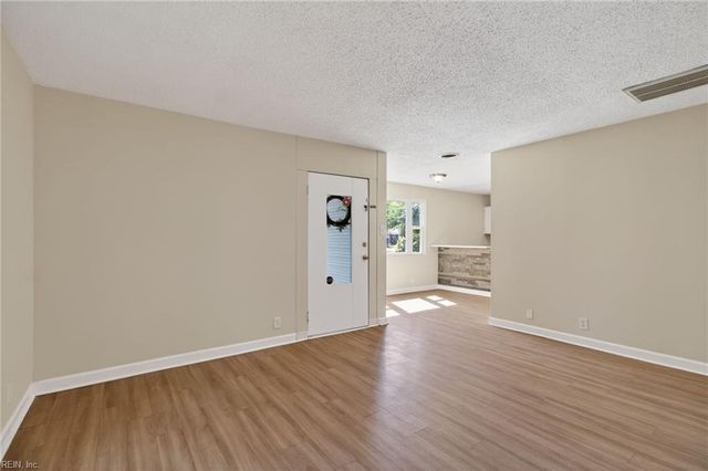 6105 Hampton BLVD, Norfolk, VA 23508