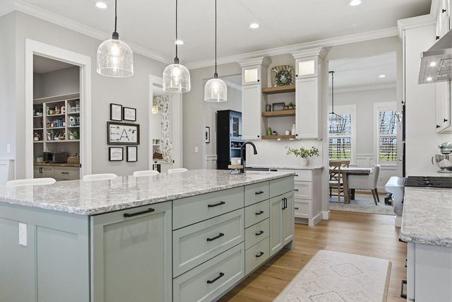 7875 S SMITH HATCHERY RD, Columbia, MO 65203