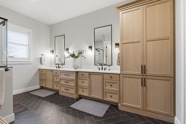 7875 S SMITH HATCHERY RD, Columbia, MO 65203