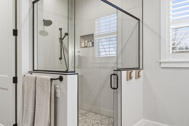 7875 S SMITH HATCHERY RD, Columbia, MO 65203