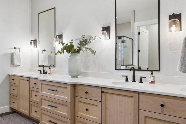 7875 S SMITH HATCHERY RD, Columbia, MO 65203