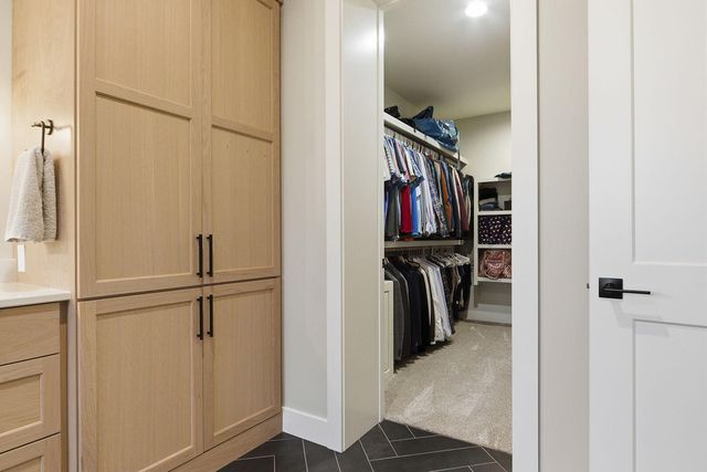 7875 S SMITH HATCHERY RD, Columbia, MO 65203