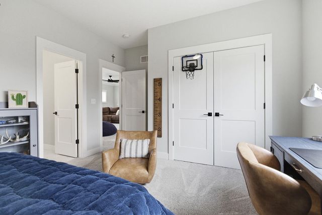 7875 S SMITH HATCHERY RD, Columbia, MO 65203