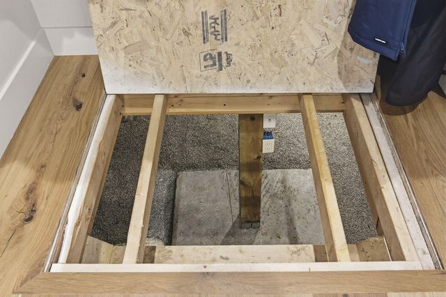 7875 S SMITH HATCHERY RD, Columbia, MO 65203