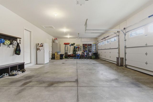 7875 S SMITH HATCHERY RD, Columbia, MO 65203