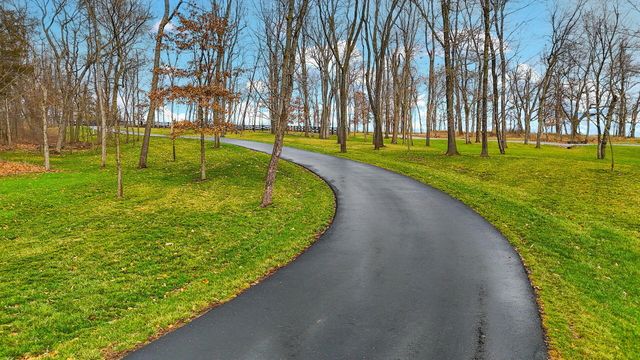 7875 S SMITH HATCHERY RD, Columbia, MO 65203