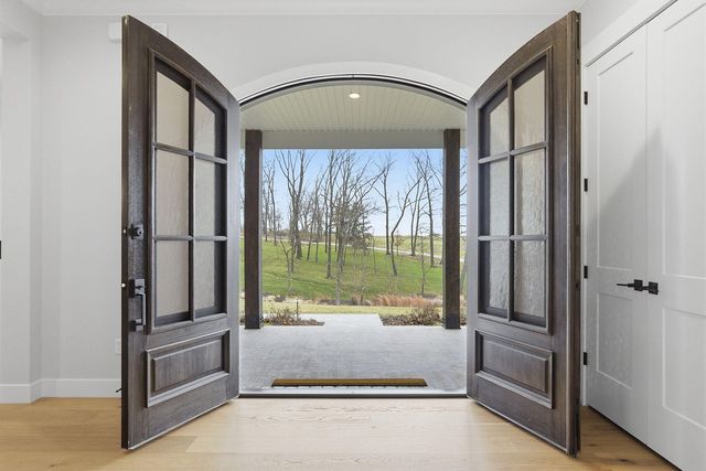 7875 S SMITH HATCHERY RD, Columbia, MO 65203