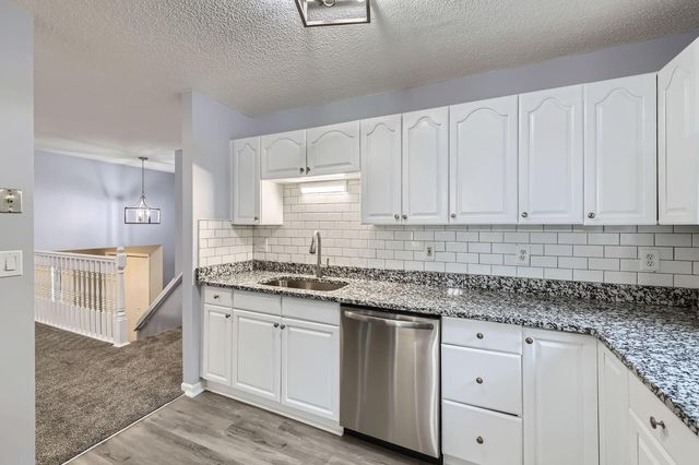 21327 Joplin Street NW, Elk River, MN 55330