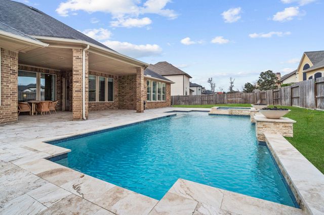 2102 Old Town Drive, Missouri City, TX 77459