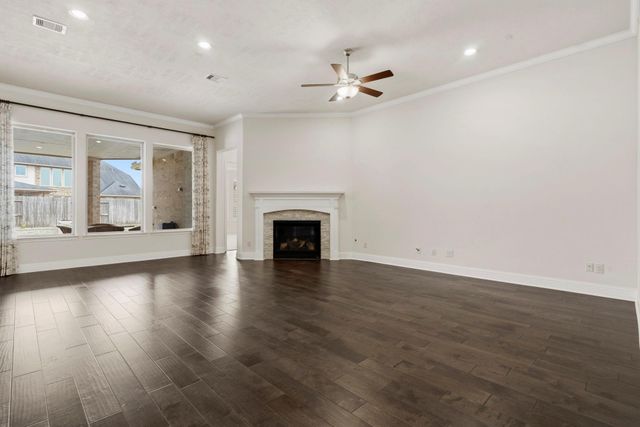 2102 Old Town Drive, Missouri City, TX 77459