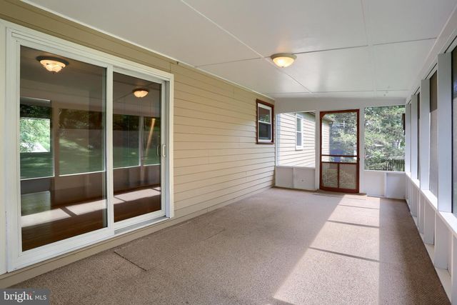 517 LAMP POST LN, Camp Hill, PA 17011