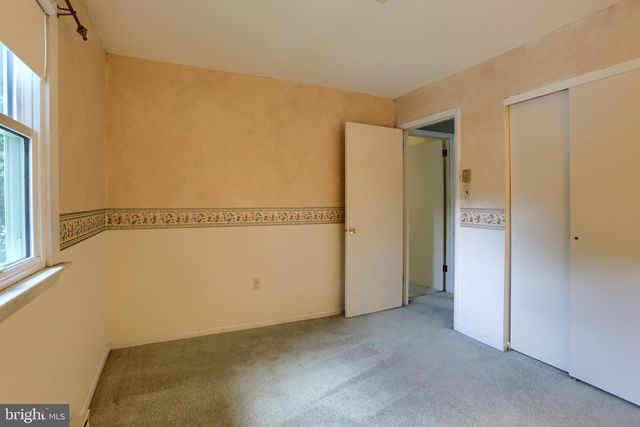 517 LAMP POST LN, Camp Hill, PA 17011
