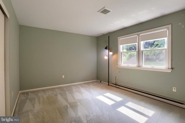 517 LAMP POST LN, Camp Hill, PA 17011