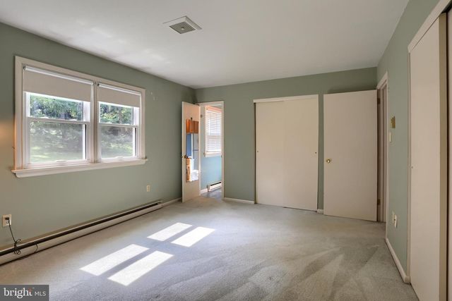 517 LAMP POST LN, Camp Hill, PA 17011