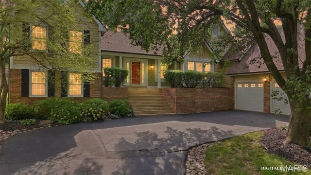 14292 Cedar Springs Drive, Chesterfield, MO 63017