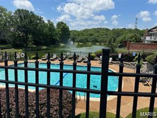 14292 Cedar Springs Drive, Chesterfield, MO 63017
