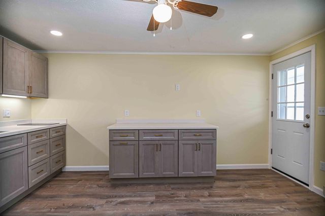 6 Dingle Rd Unit 4, York, ME 03909
