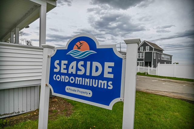 6 Dingle Rd Unit 4, York, ME 03909