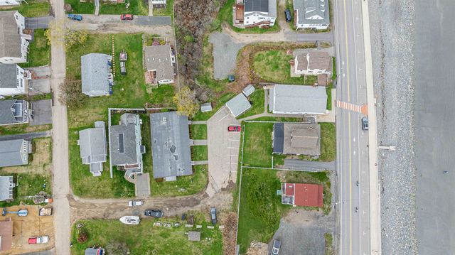 6 Dingle Rd Unit 4, York, ME 03909