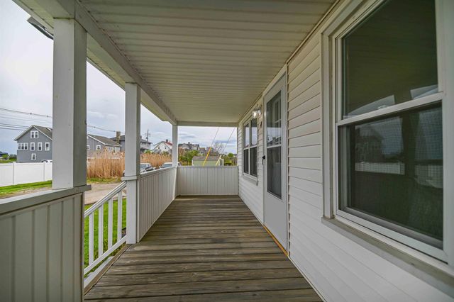 6 Dingle Rd Unit 4, York, ME 03909