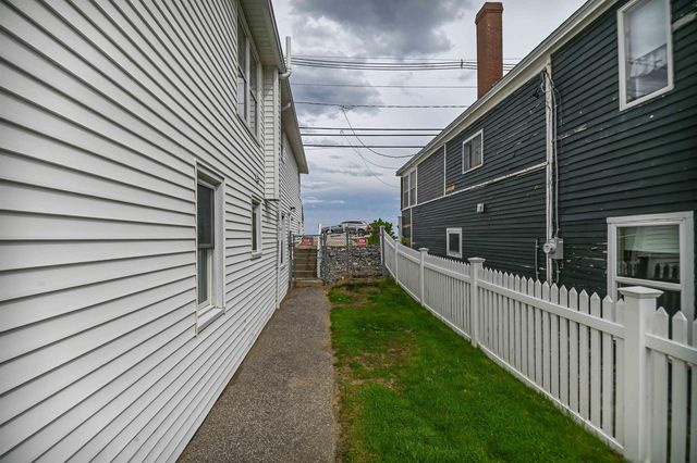 6 Dingle Rd Unit 4, York, ME 03909